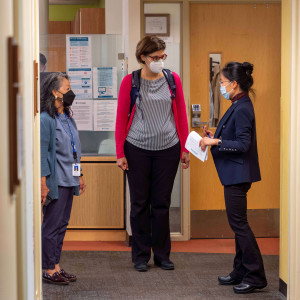 Rep Macri visits ICHS ID Sep 2022 webversion (2)